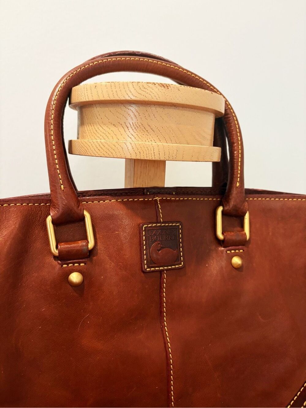 Dooney & Bourke Florentine Chelsea Handbag Italian Leather Brown - Picture 7 of 12